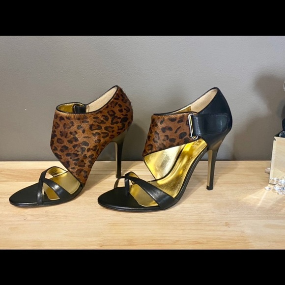 🔻SALE🔻CHARLES DAVID🔹NEW IN BOX • GENUINE LEATHER - Picture 5 of 12